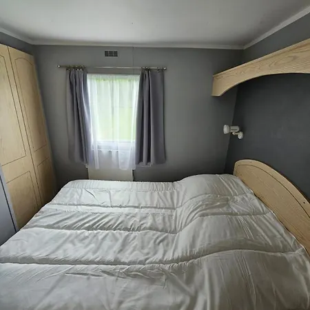 Nad Jeziorem Okragle Plaza, Pomosty Wedkarskie, Kajaki, Jacuzzi, Sauna * Wygon (Choszczno)